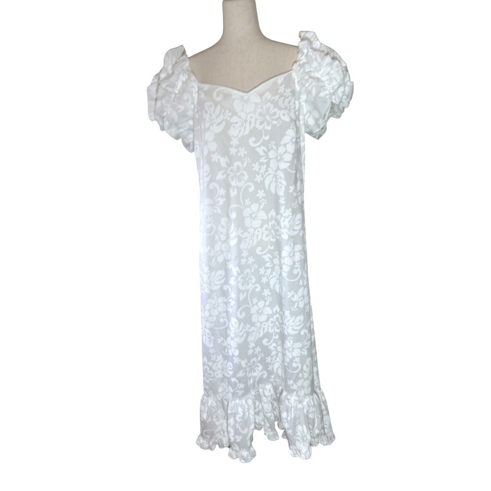 Hilo Hattie White Puff Sleeve Ruffle Muumuu Medium Destination Wedding Dress